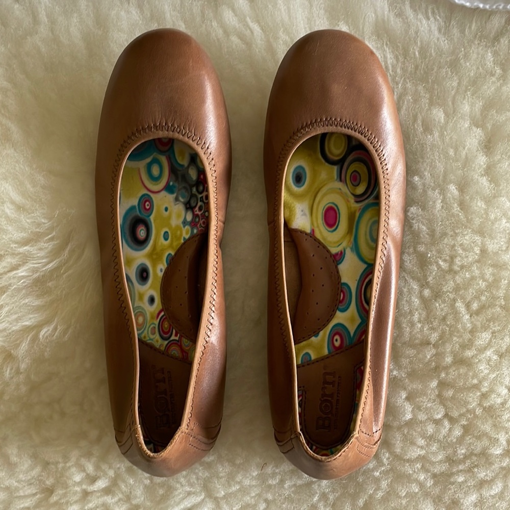 Born Julianne Flats
